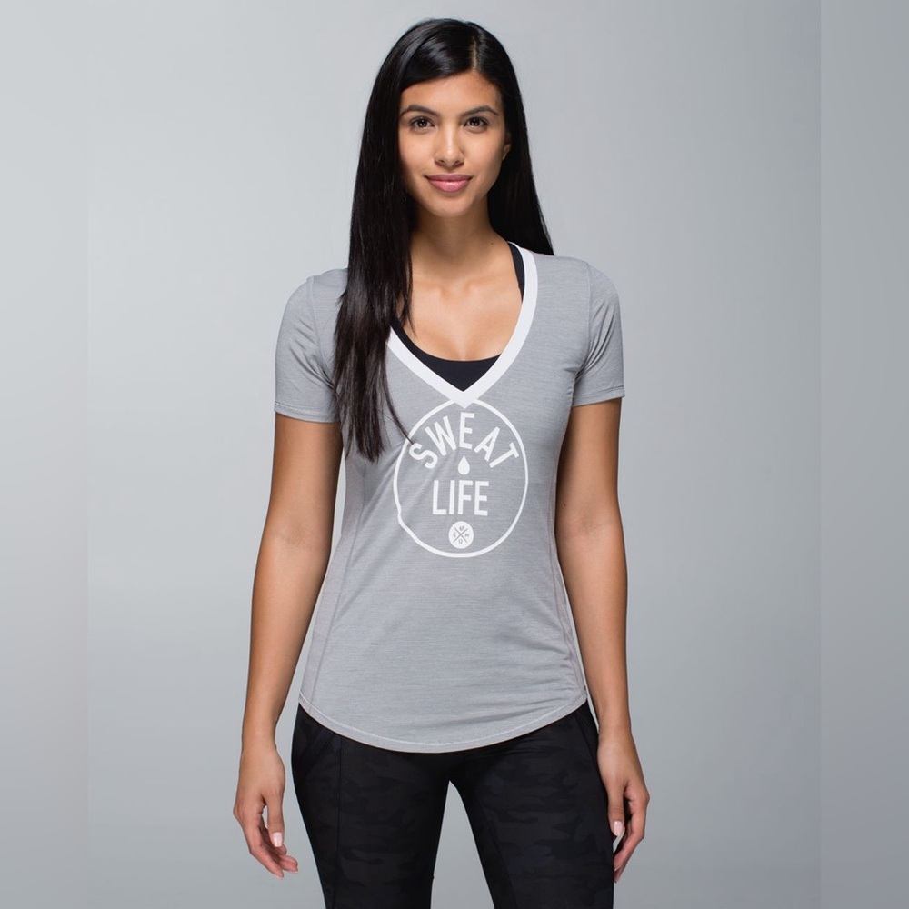 Lululemon 6 Runner Up Short Sleeve Heathered Grey Wee Stripe White Silver Spoon